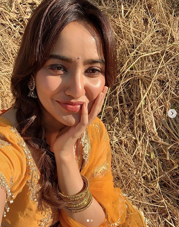 Neha Sharma Instagram Pics